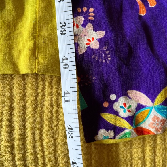 Vintage Kimono from Japan - Picture 6 of 9